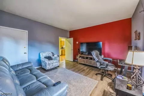 20 Maple Ave, Springfield, NJ 07081 photo 12