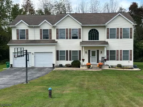 70 Holland Rd, Wantage, NJ 07461