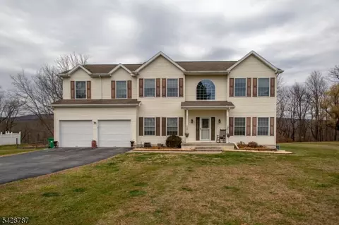 70 Holland Rd, Wantage, NJ 07461