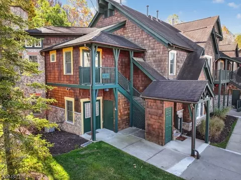 10 Pine Cres UNIT 21, Vernon, NJ 07462