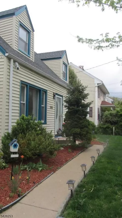 Exterior - 815 Mountain Ave, Bound Brook, NJ 08805 photo 5 of 5