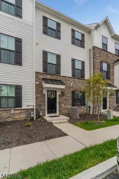 114 Bergen St, Hackettstown, NJ 07840