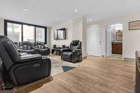 326 Prospect Ave #1A, Hackensack, NJ 07601 photo 9