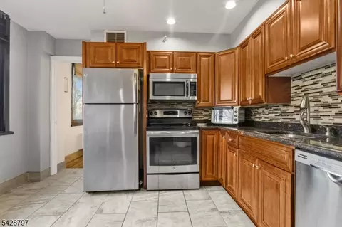 326 Prospect Ave #1A, Hackensack, NJ 07601 photo 13