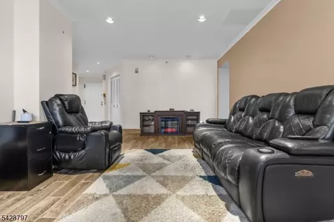 326 Prospect Ave #1A, Hackensack, NJ 07601 photo 6