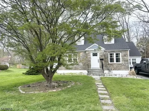 4 W Nelson St, Newton, NJ 07860