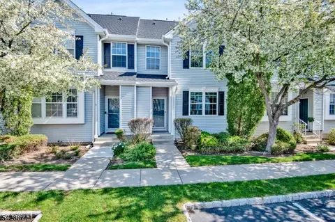 1209 Blossom Cir, Dayton, NJ 08810