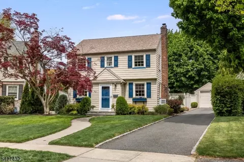 52 Sommer Ave, Glen Ridge, NJ 07028