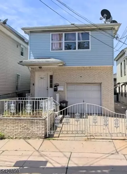 566 2nd Ave, Elizabeth, NJ 07202