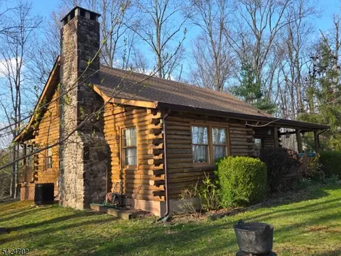 12 Locktown School Rd, Flemington, NJ 08822