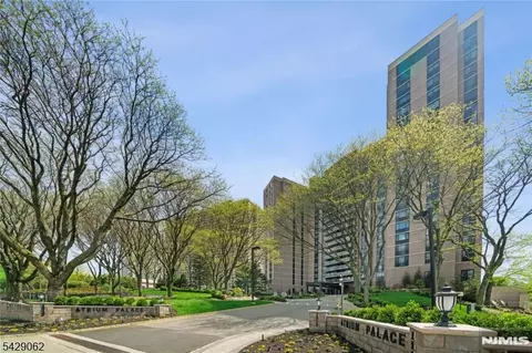 1512 Palisade Ave #19A, Fort Lee, NJ 07024