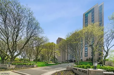 1512 Palisade Ave #19A, Fort Lee, NJ 07024