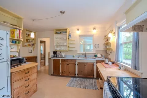 142 Spring Hill Rd, Skillman, NJ 08558 photo 19