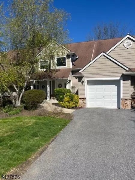 79 Bourne Ci #79, Hamburg, NJ 07419