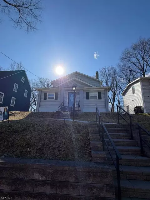 Exterior - 835 Dixie Ln, Plainfield, NJ 07062 photo 3 of 3