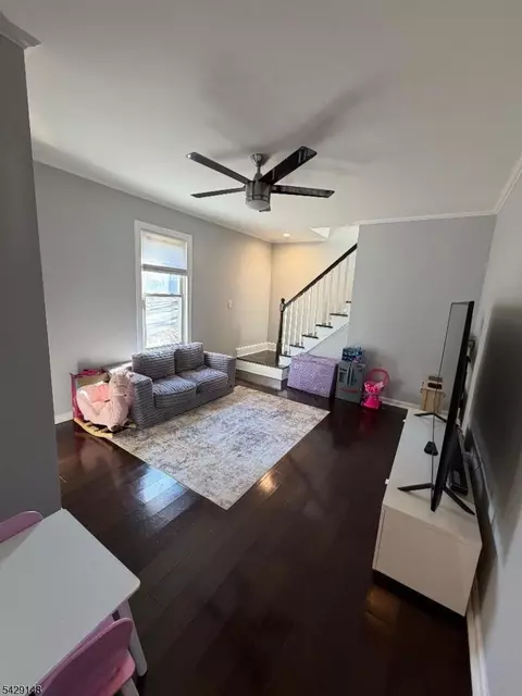 Entry Way - 835 Dixie Ln, Plainfield, NJ 07062 photo 1 of 3