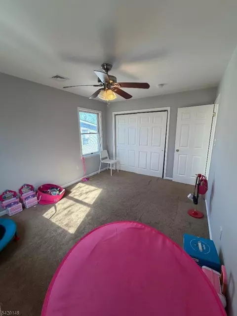 Bedroom - 835 Dixie Ln, Plainfield, NJ 07062 photo 5 of 9