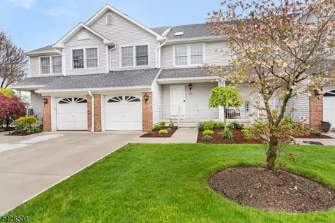 220 Harvard Dr, Hackettstown, NJ 07840