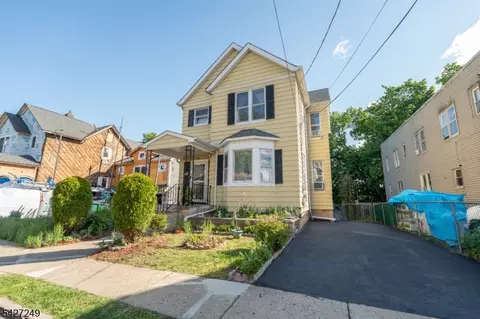 68 Richard St, Passaic, NJ 07055