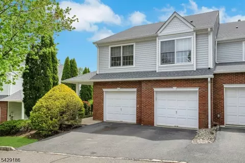 11 Bradford Ter, Boonton, NJ 07005