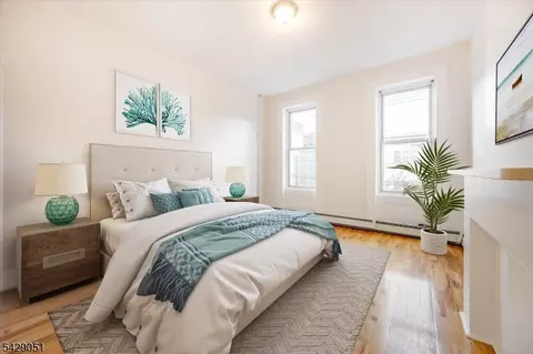 147 New York Ave #2L, Jersey City, NJ 07307