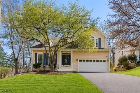 70 Hartley Ln, Basking Ridge, NJ 07920