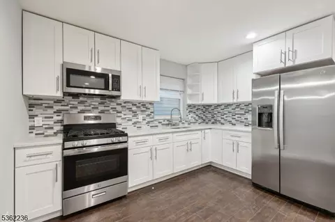 253 N 4th St, Paterson, NJ 07522