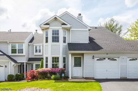 11 Letts Ct, Sayreville, NJ 08872
