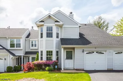 11 Letts Ct, Sayreville, NJ 08872