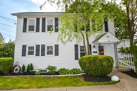 12 Church St, Wharton, NJ 07885