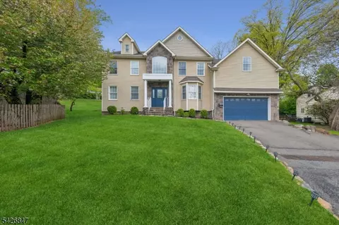 21 Winding Way, West Orange, NJ 07052