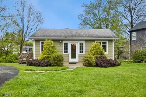 2 Aster Ter, Mendham, NJ 07945