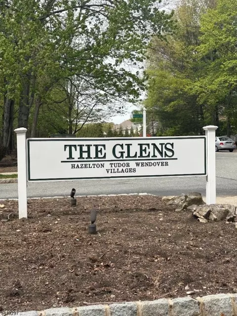5616 Tudor Dr #5616, Pompton Plains, NJ 07444