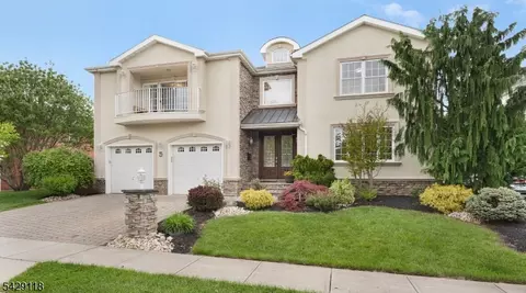 5 Phillips St, Cranford, NJ 07016