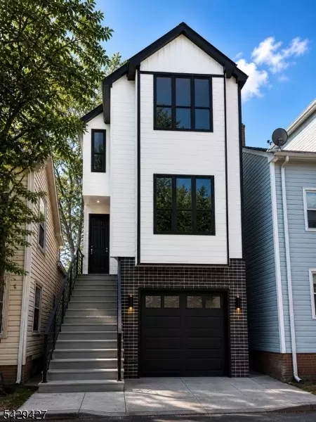 31 Watson St, Paterson, NJ 07522