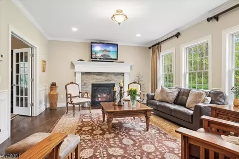 8 Forest Dr, Mendham, NJ 07945 photo 10