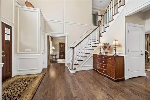8 Forest Dr, Mendham, NJ 07945 photo 6