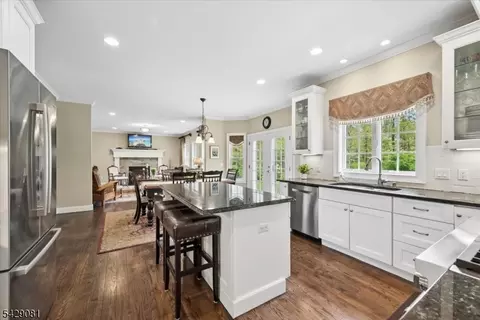 8 Forest Dr, Mendham, NJ 07945 photo 17