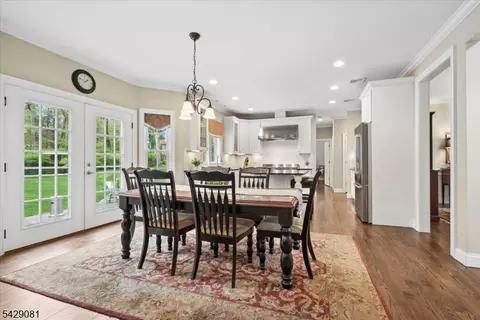 8 Forest Dr, Mendham, NJ 07945 photo 11