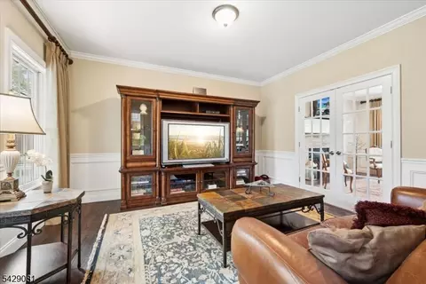 8 Forest Dr, Mendham, NJ 07945 photo 7