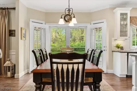 8 Forest Dr, Mendham, NJ 07945 photo 12