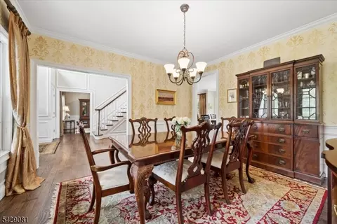 8 Forest Dr, Mendham, NJ 07945 photo 5