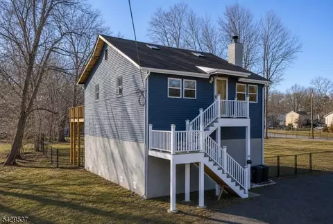 53 Pequannock Ave, Pequannock Twp, NJ 07440