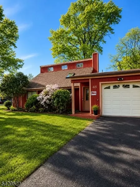 48 Wayne Ave, Piscataway, NJ 08854
