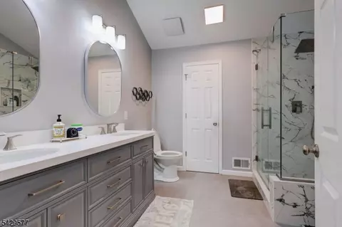Bath - 115 Constitution Way, Basking Ridge, NJ 07920 photo 4 of 5