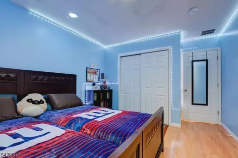 Bedroom - 115 Constitution Way, Basking Ridge, NJ 07920 photo 6 of 8