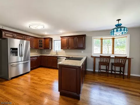 48 Silver Grove Rd, Stockholm, NJ 07460