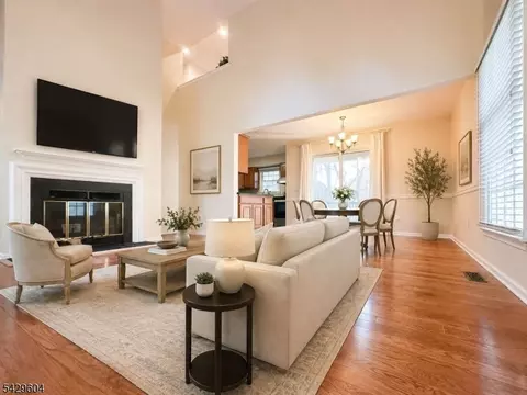 170 Smithfield Ct, Basking Ridge, NJ 07920 photo 3
