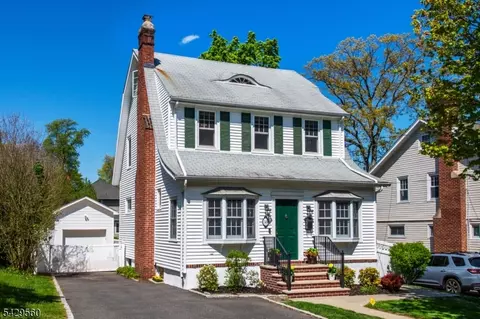 50 Morningside Rd, Verona, NJ 07044