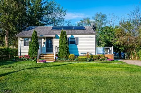174 Runyon Ave, Somerset, NJ 08873